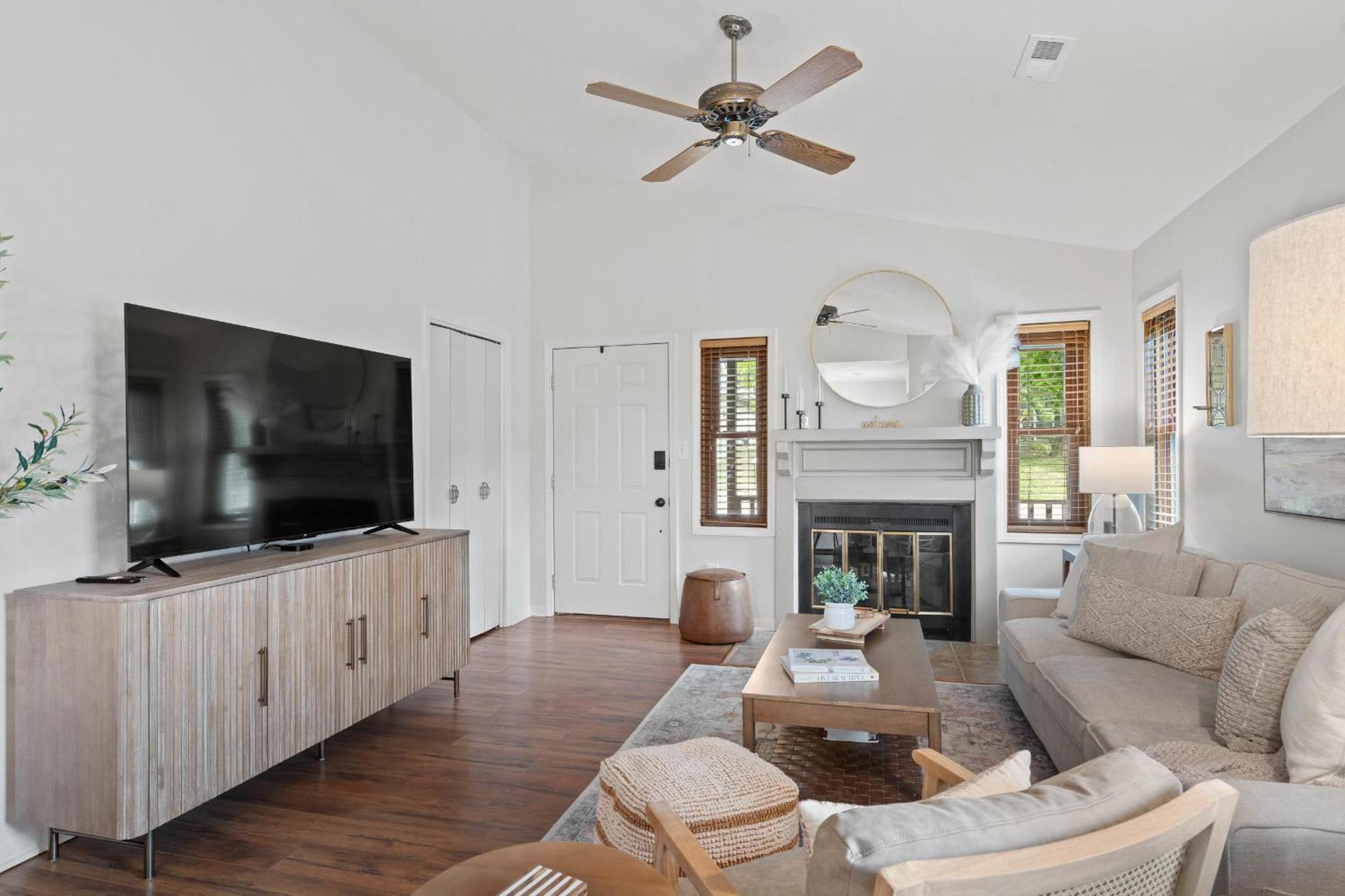 1 5 Miles To Mizzou ~ Spacious & Updated Home~ Κολούμπια Εξωτερικό φωτογραφία